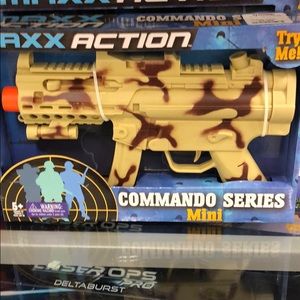 Kids play gun with lights